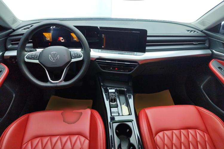 Used Volkswagen Lamando 2024 Lingdu L 200TSI DSG Trendy & Spicy Edition Center Console