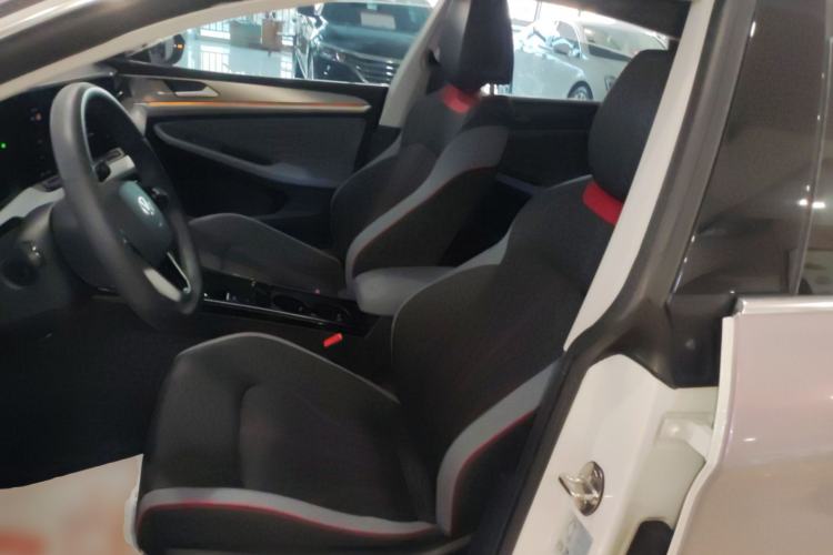 Used Volkswagen Lamando 2024 Lavida L 280TSI DSG Cool & Spicy Edition Left Front Seat