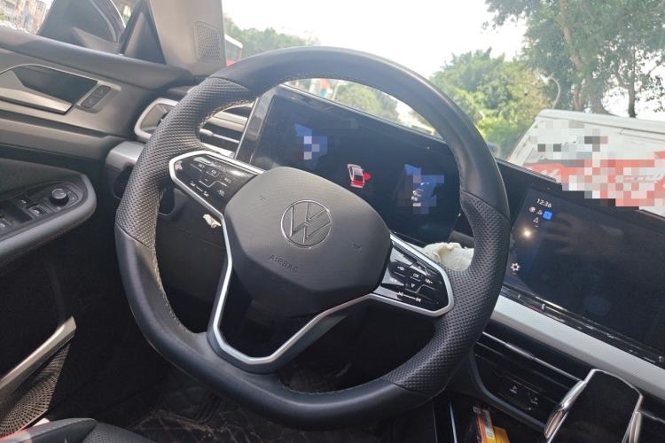 Used Volkswagen Lamando 2024 Lavida L 280TSI DSG Cool & Spicy Edition Steering Wheel