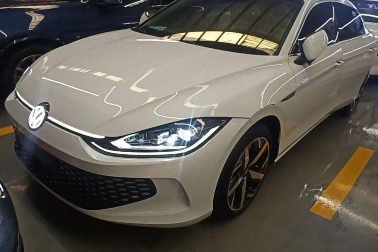 Used Volkswagen Lamando 2024 Lavida L 280TSI DSG Cool & Spicy Edition Guazi used car, China used car export, Used car for sale, Used cars, Cheapest cars for sale