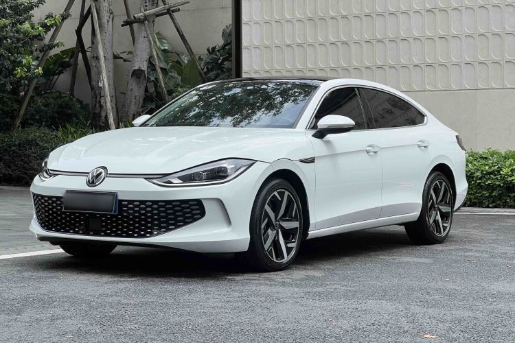 Volkswagen Lamando 2024 Lavida L 280TSI DSG Cool & Spicy Edition d’occasion Guazi used car, China used car export, Used car for sale, Used cars, Cheapest cars for sale