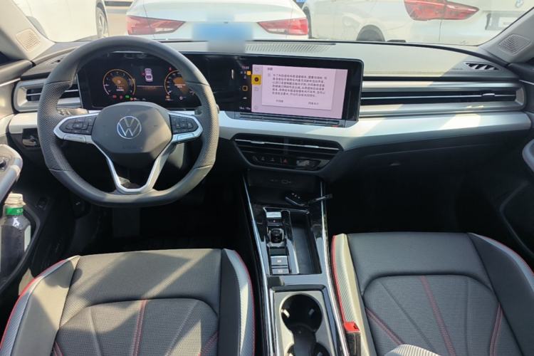 Used Volkswagen Lamando 2024 Lavida L 280TSI DSG Cool & Spicy Edition Center Console