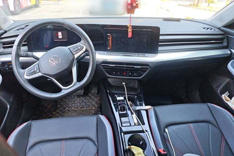 Used Volkswagen Lamando 2024 Lavida L 280TSI DSG Spicy Edition Center Console