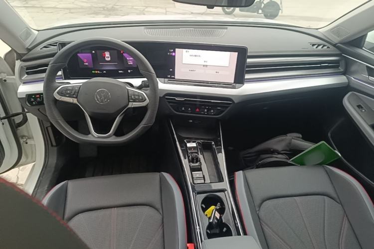 Used Volkswagen Lamando 2024 Lavida L 280TSI DSG Cool & Spicy Edition Center Console