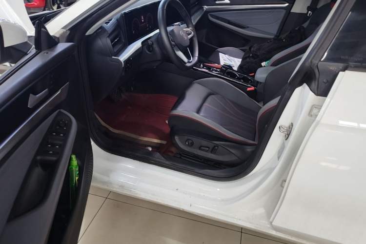 Used Volkswagen Lamando 2024 Lavida L 280TSI DSG Spicy Edition Driver Seat