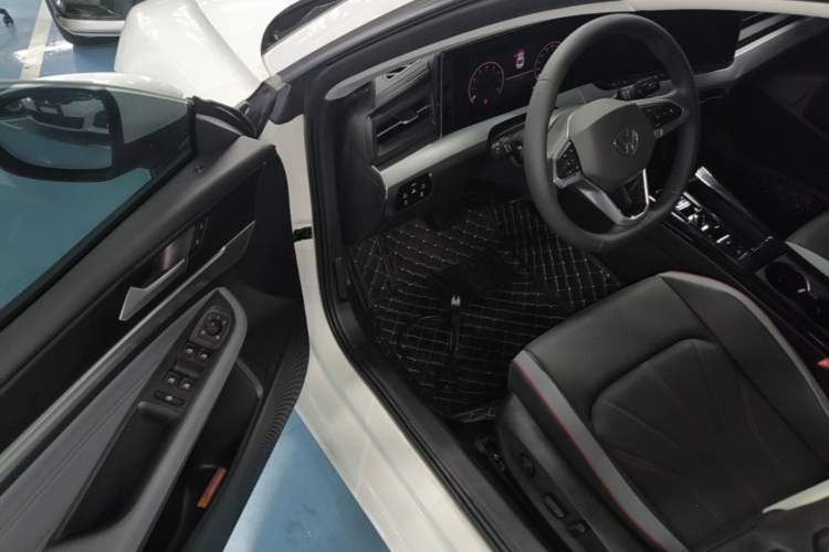 Used Volkswagen Lamando 2024 Lavida L 280TSI DSG Spicy Edition Driver Seat