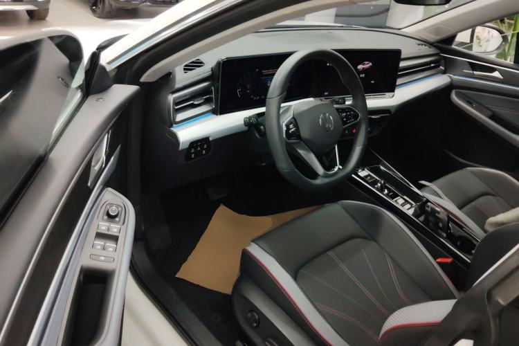Used Volkswagen Lamando 2024 Lavida L 280TSI DSG Cool & Spicy Edition Driver Seat