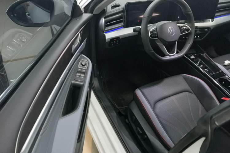 Used Volkswagen Lamando 2024 Lavida L 280TSI DSG Cool & Spicy Edition Driver Seat