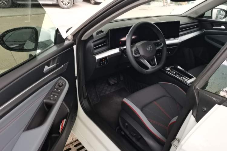 Used Volkswagen Lamando 2024 Lavida L 280TSI DSG Spicy Edition Driver Seat