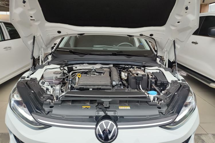 Used Volkswagen Lamando 2024 Lingdu L 200TSI DSG Trendy & Spicy Edition Engine Bay