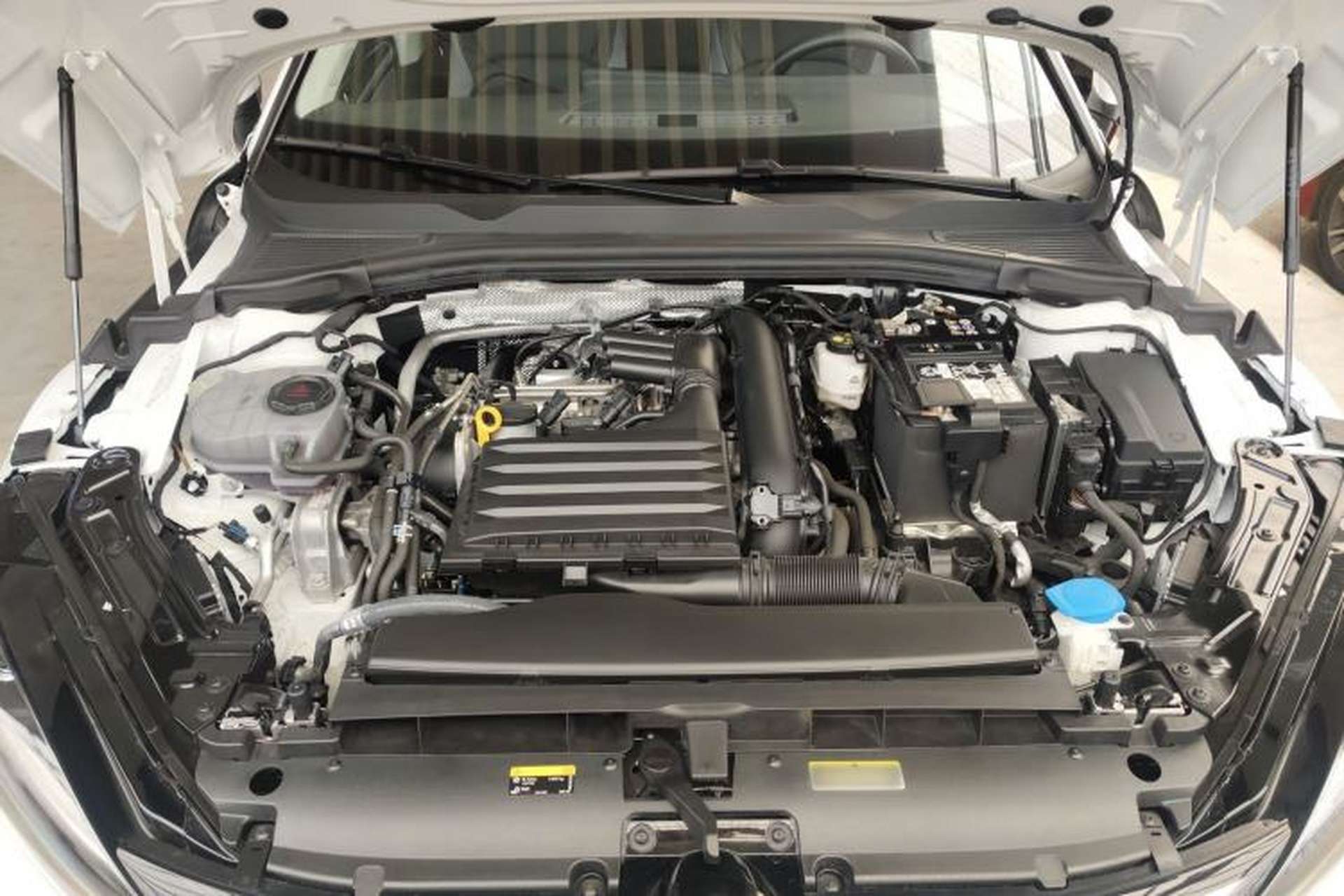 Used Volkswagen Lamando 2024 Lavida L 280TSI DSG Cool & Spicy Edition Engine Bay