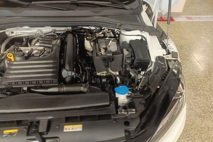 Used Volkswagen Lamando 2024 Lavida L 280TSI DSG Cool & Spicy Edition Engine Bay Left