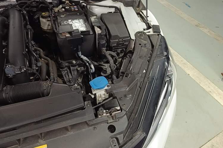 Used Volkswagen Lamando 2024 Lavida L 280TSI DSG Cool & Spicy Edition Engine Bay Left