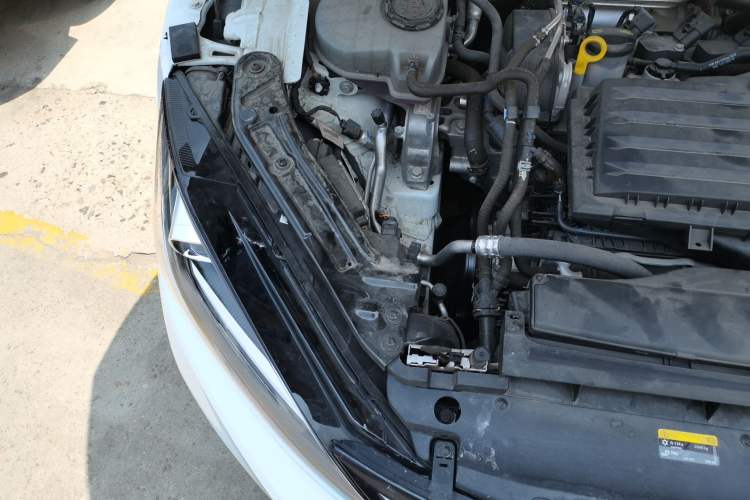 Used Volkswagen Lamando 2024 Lavida L 280TSI DSG Cool & Spicy Edition Engine Bay Right