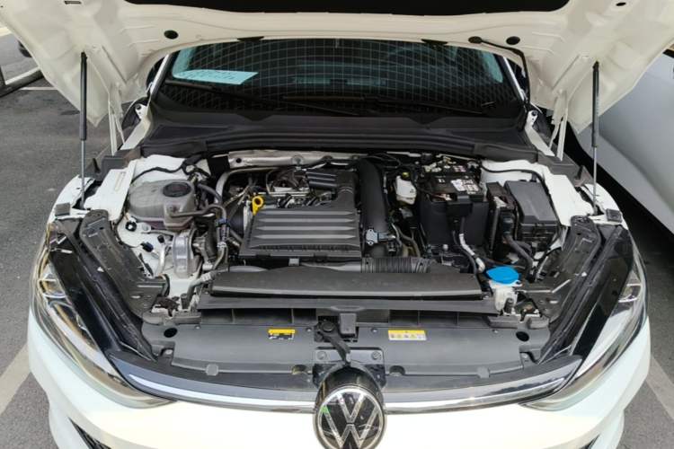 Used Volkswagen Lamando 2024 Lingdu L 200TSI DSG Trendy & Spicy Edition Engine Bay