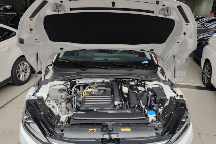 Used Volkswagen Lamando 2024 Lingdu L 200TSI DSG Trendy & Spicy Edition Engine Bay