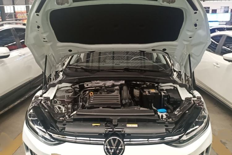 Used Volkswagen Lamando 2024 Lingdu L 200TSI DSG Trendy & Spicy Edition Engine Bay