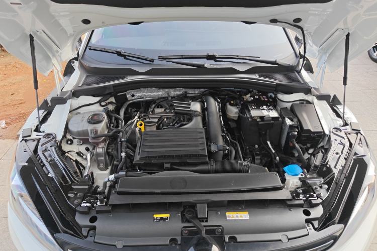 Used Volkswagen Lamando 2024 Lingdu L 200TSI DSG Trendy & Spicy Edition Engine Bay