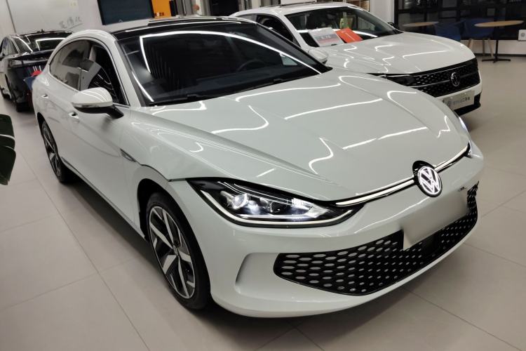 Used Volkswagen Lamando 2024 Lavida L 280TSI DSG Cool & Spicy Edition Exterior 1