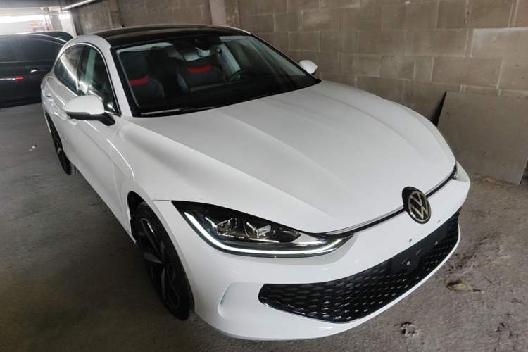 Used Volkswagen Lamando 2024 Lavida L 280TSI DSG Cool & Spicy Edition Exterior 1