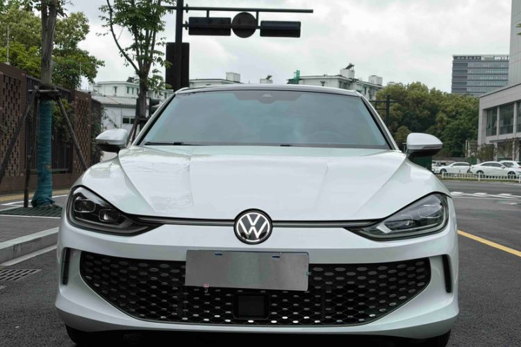 Used Volkswagen Lamando 2024 Lavida L 280TSI DSG Cool & Spicy Edition Exterior 2