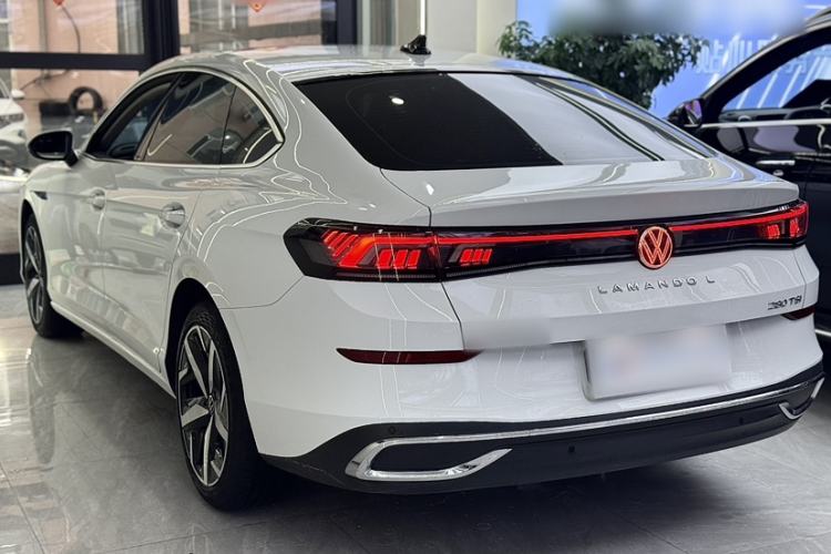 Used Volkswagen Lamando 2024 Lavida L 280TSI DSG Cool & Spicy Edition Exterior 3