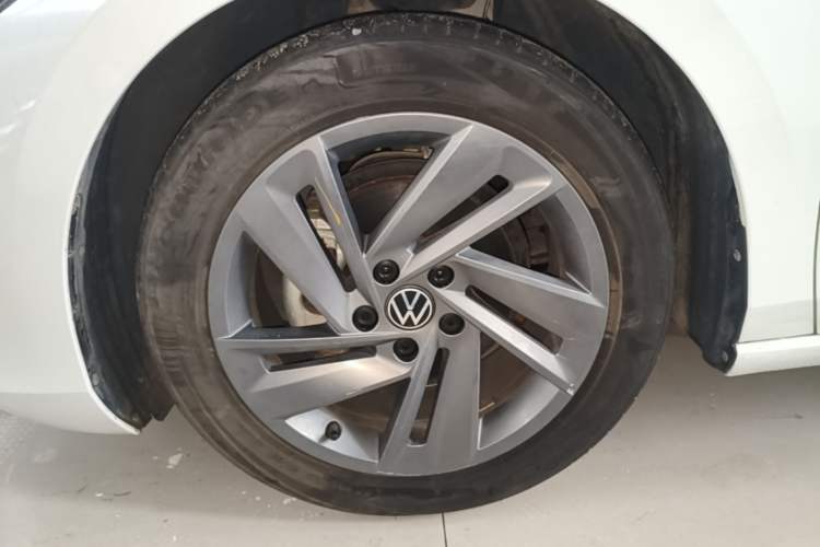 Used Volkswagen Lamando 2024 Lingdu L 200TSI DSG Trendy & Spicy Edition Exterior 4