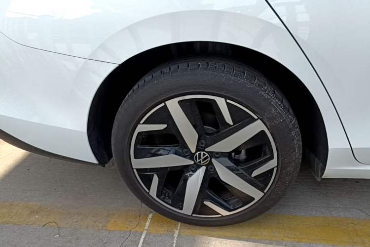 Used Volkswagen Lamando 2024 Lavida L 280TSI DSG Cool & Spicy Edition Exterior 5