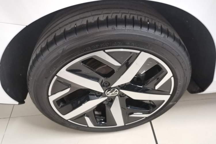 Used Volkswagen Lamando 2024 Lavida L 280TSI DSG Cool & Spicy Edition Exterior 5