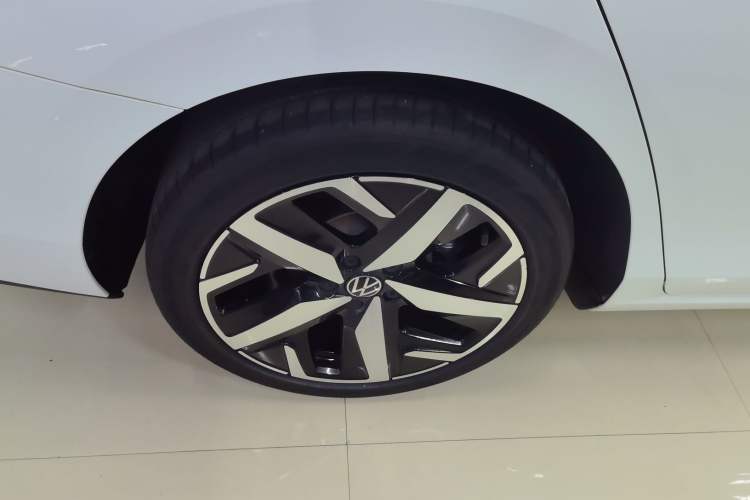 Used Volkswagen Lamando 2024 Lavida L 280TSI DSG Cool & Spicy Edition Exterior 8