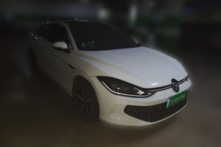 Used Volkswagen Lamando 2024 Lavida L 280TSI DSG Cool & Spicy Edition Front Right 45 Deg
