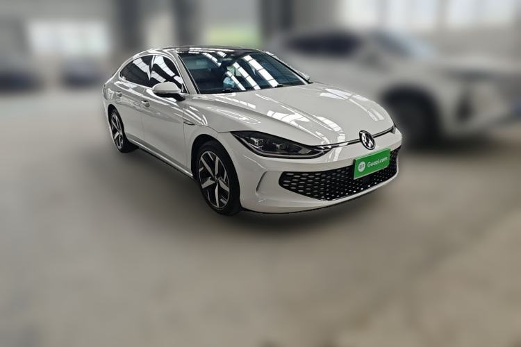 Used Volkswagen Lamando 2024 Lavida L 280TSI DSG Cool & Spicy Edition Front Right 45 Deg