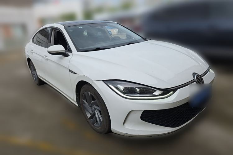 Used Volkswagen Lamando 2024 Lingdu L 200TSI DSG Trendy & Spicy Edition Front Right 45 Deg