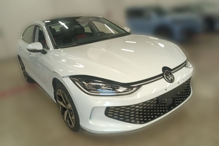 Used Volkswagen Lamando 2024 Lavida L 280TSI DSG Cool & Spicy Edition Front Right 45 Deg