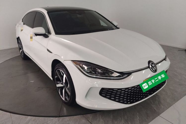 Used Volkswagen Lamando 2024 Lavida L 280TSI DSG Cool & Spicy Edition Front Right 45 Deg