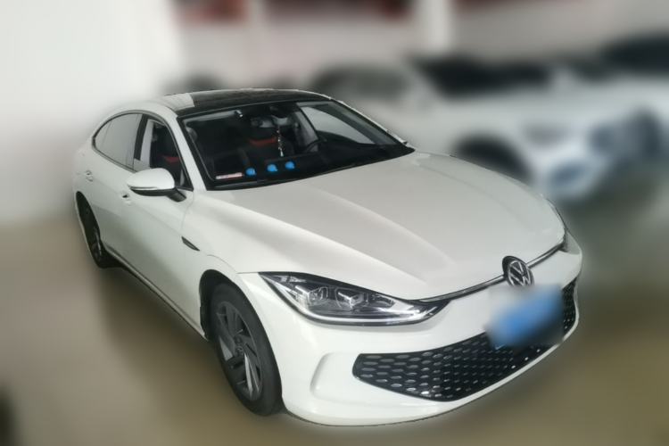 Used Volkswagen Lamando 2024 Lavida L 280TSI DSG Cool & Spicy Edition Front Right 45 Deg