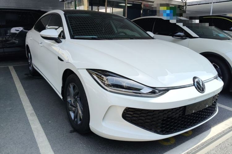 Used Volkswagen Lamando 2024 Lingdu L 200TSI DSG Trendy & Spicy Edition Front Right 45 Deg