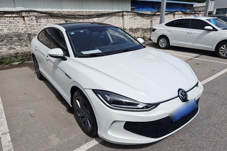 Used Volkswagen Lamando 2024 Lingdu L 200TSI DSG Trendy & Spicy Edition Front Right 45 Deg