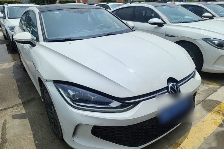 Used Volkswagen Lamando 2024 Lingdu L 200TSI DSG Trendy & Spicy Edition Front Right 45 Deg