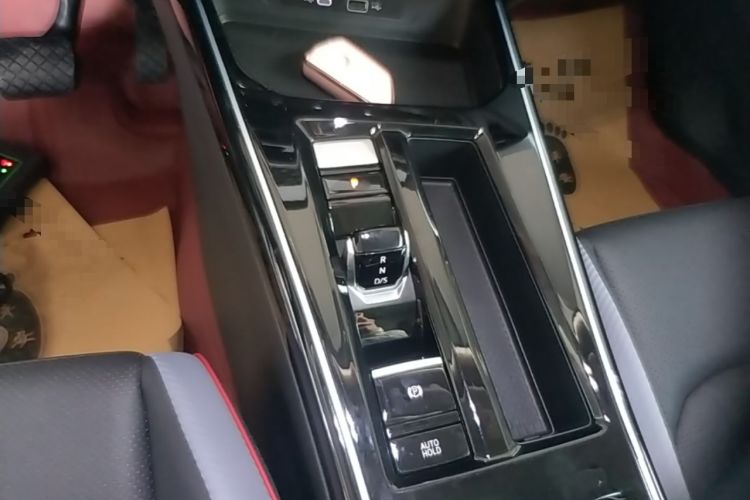 Used Volkswagen Lamando 2024 Lavida L 280TSI DSG Cool & Spicy Edition Gear Lever