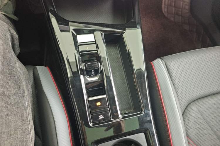 Used Volkswagen Lamando 2024 Lavida L 280TSI DSG Spicy Edition Gear Lever