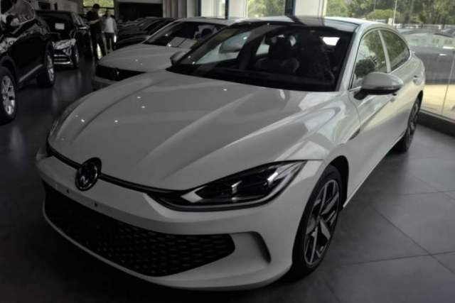 Used Volkswagen Lamando 2024 Lavida L 280TSI DSG Cool & Spicy Edition