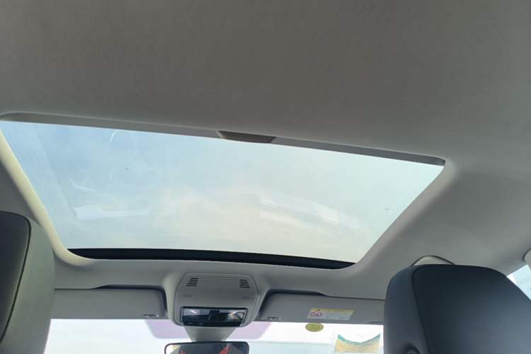 Used Volkswagen Lamando 2024 Lavida L 280TSI DSG Cool & Spicy Edition Headliner