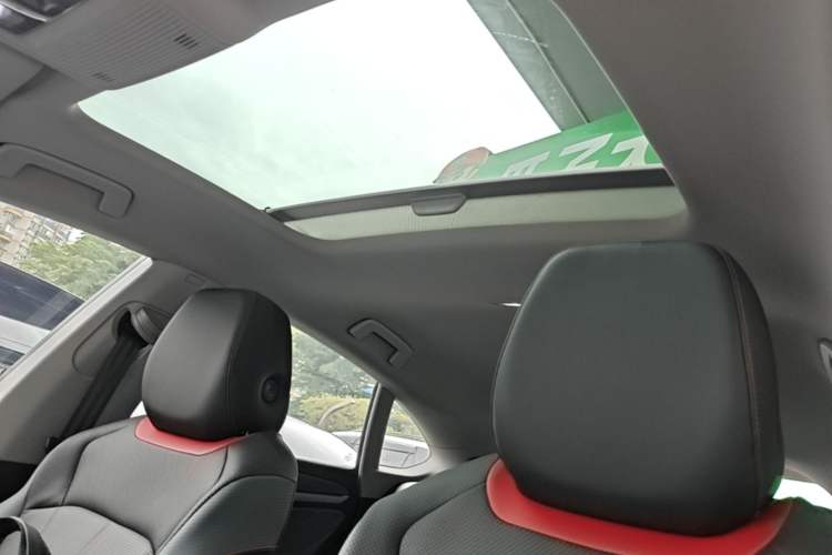 Used Volkswagen Lamando 2024 Lavida L 280TSI DSG Cool & Spicy Edition Headliner