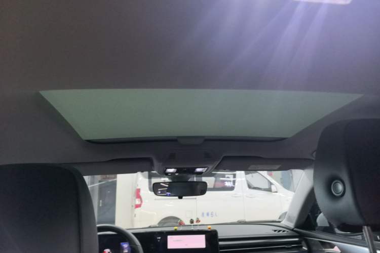 Used Volkswagen Lamando 2024 Lavida L 280TSI DSG Cool & Spicy Edition Headliner