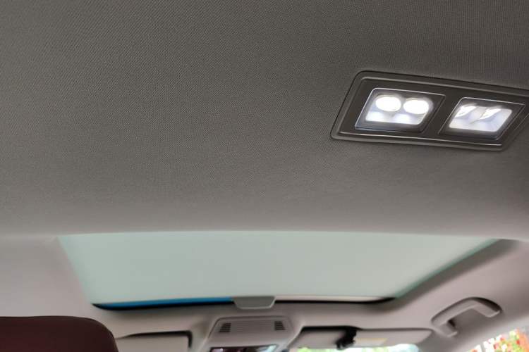 Used Volkswagen Lamando 2024 Lavida L 280TSI DSG Cool & Spicy Edition Headliner