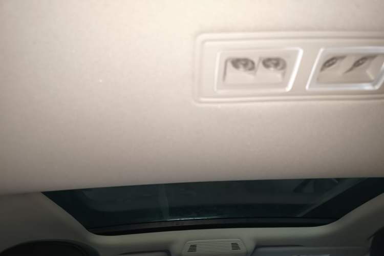 Used Volkswagen Lamando 2024 Lingdu L 200TSI DSG Trendy & Spicy Edition Headliner