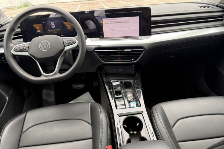 Used Volkswagen Lamando 2024 Lingdu L 200TSI DSG Trendy & Spicy Edition Interior 1