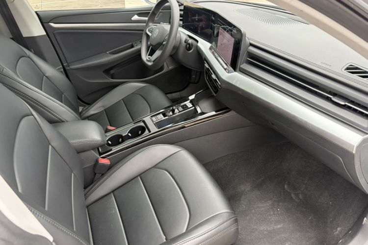 Used Volkswagen Lamando 2024 Lingdu L 200TSI DSG Trendy & Spicy Edition Interior 11