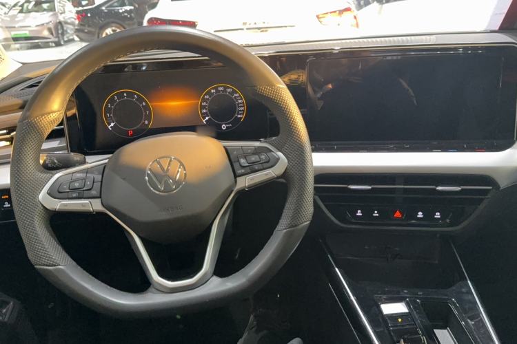 Used Volkswagen Lamando 2024 Lavida L 280TSI DSG Cool & Spicy Edition Interior 3